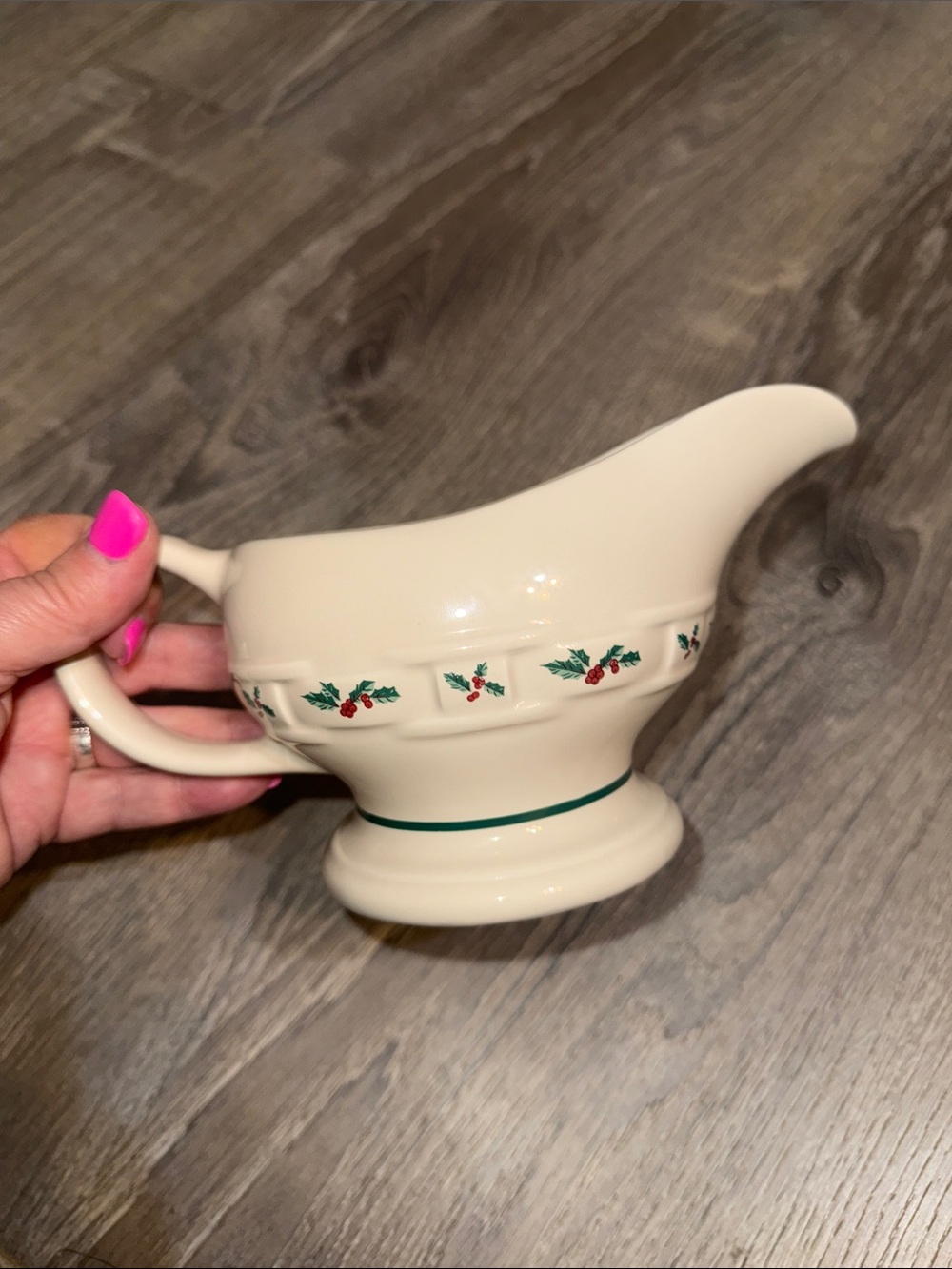 Longaberger Woven Traditions Pottery Holly Gravy Sauce Boat / Pitcher